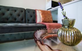 Phaedrus Living: Seaview Onyx Flat Lighthouse 48